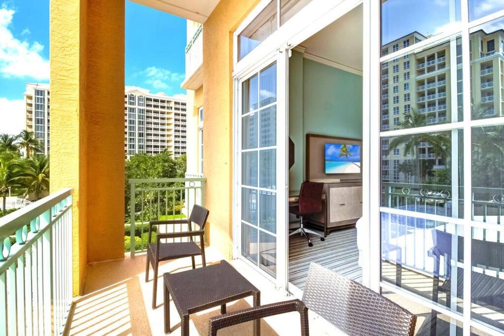 Stunning Studio Apartment Located At The Ritz Carlton-Key Biscayne 마이애미 외부 사진